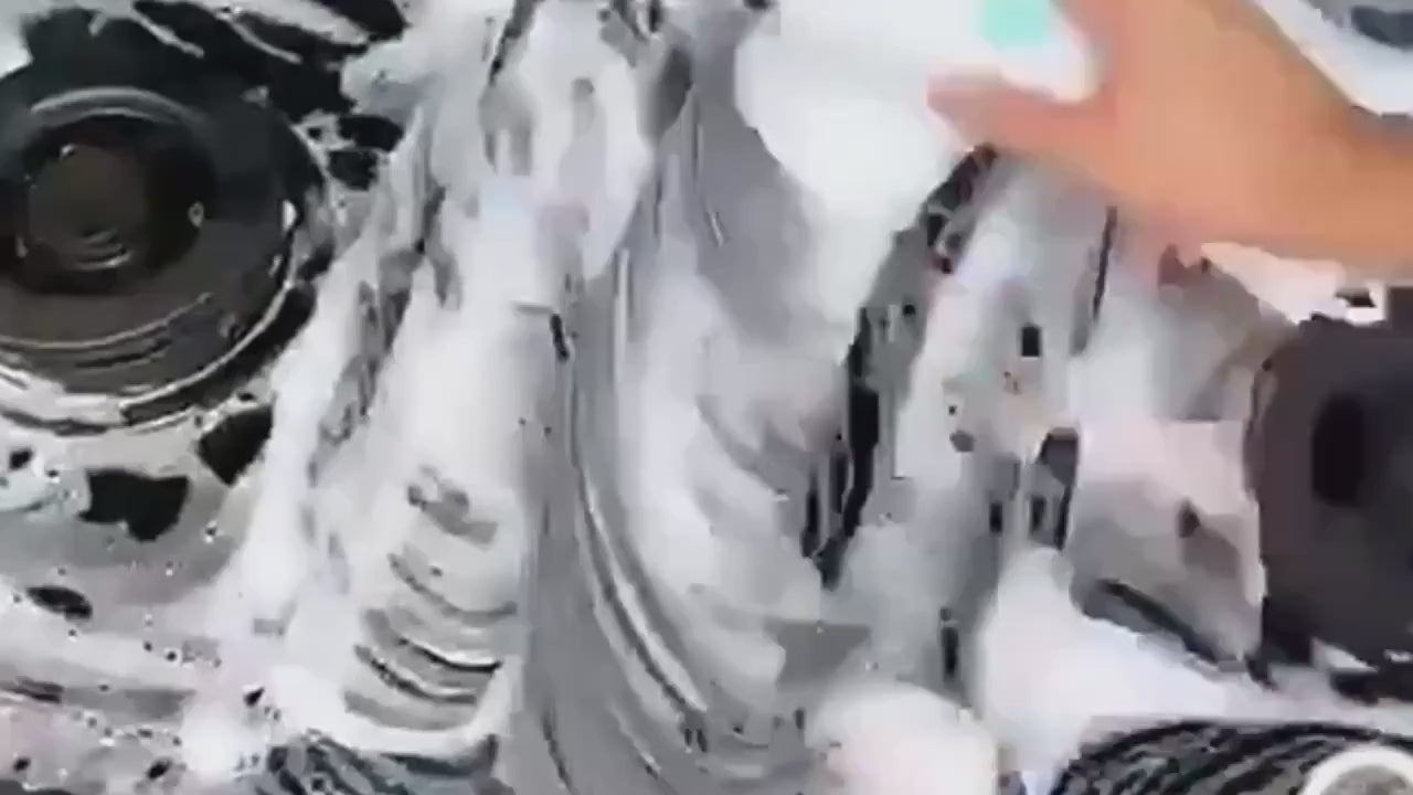 Video showing Electric spin scrubber in use 